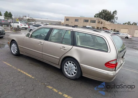 2001 Mercedes-Benz E 320 z USA, uszkodzony, nr VIN WDBJH65JX1B213818